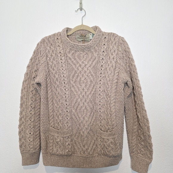 Aran Crafts Sweaters - NWT Aran Craft 100% Merino Wool Fisherman Cableknit Front Pocket Sweater Size M